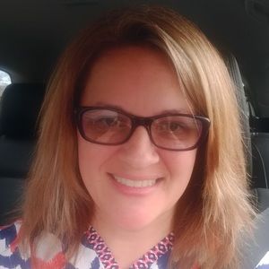 Meet your Posher, Stacie